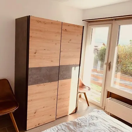 Magnifique 2,5 Pieces, Parking, Centre Station Apartment